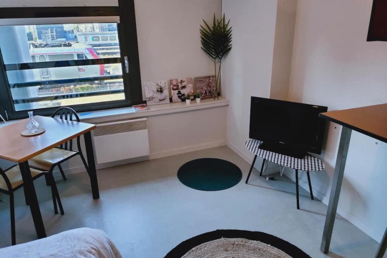 Studio Confortable Hyper Centre De Tours Apartment Екстериор снимка